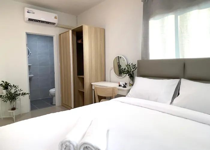 วันหยุดที่บ้าน Sukthavorn Living, Ban Pong *